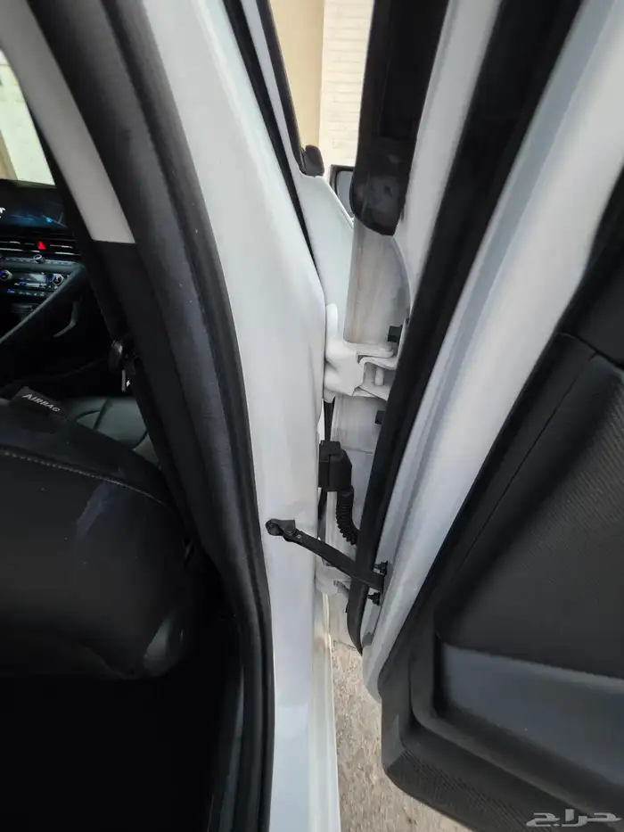 النترا سمارت 2023 بدي وكالة بطاقة جمركية الأحساء 44