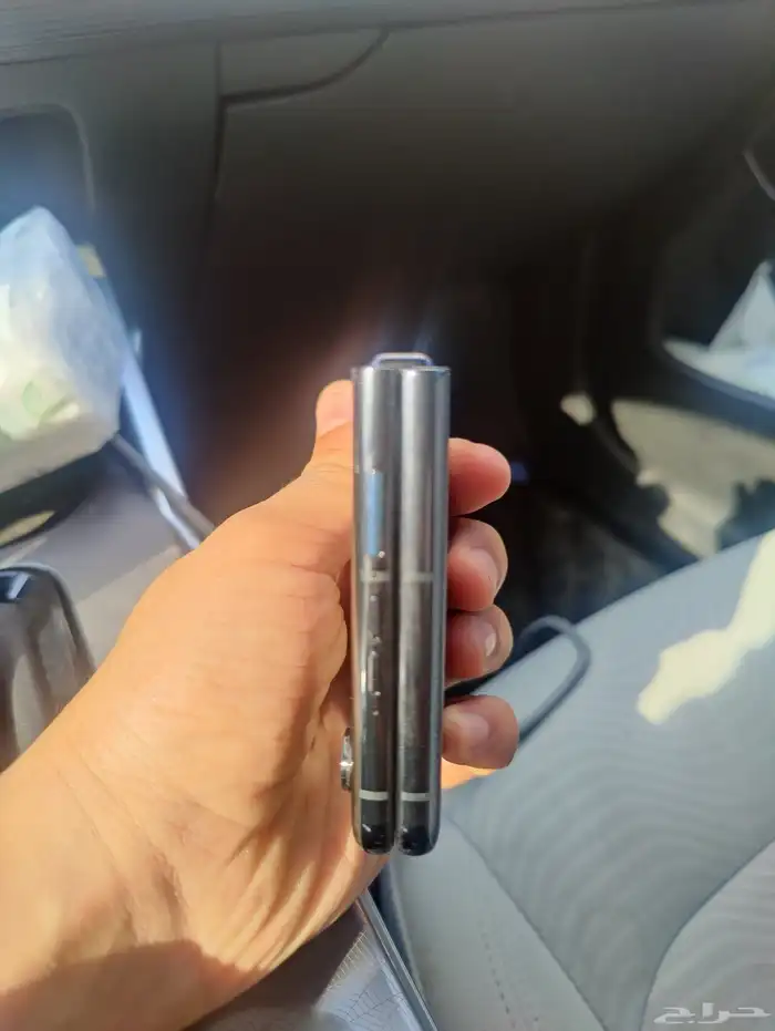 جوال موترولا رازر 50 الترا 6