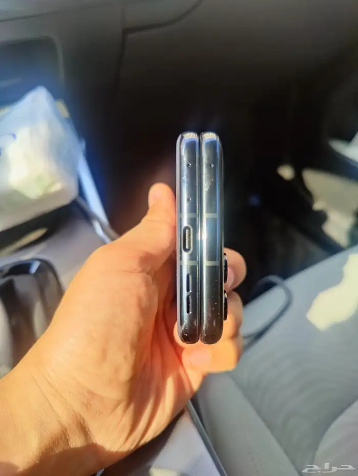 جوال موترولا رازر 50 الترا 3