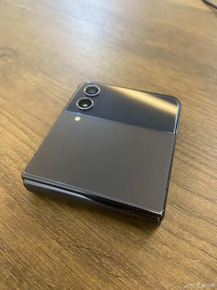 للبيع زد فليب 4 سامسونق z flip 4 0