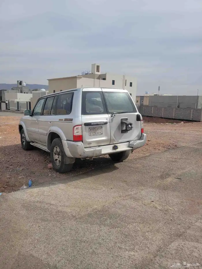 للبيع جيب نيسان ديزل اساس مديل 2000 الجيب مكينه جربكس شرط 4