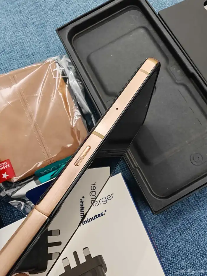 موتورولا رازار 60 الترا 5G سعة 512GB 5