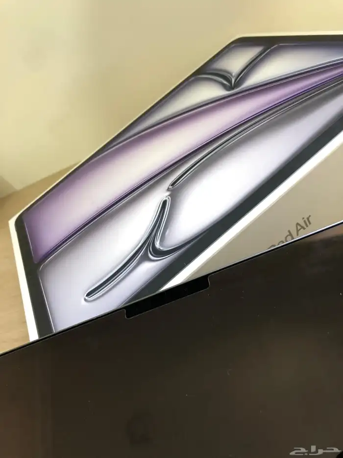 ايباد اير 2025 شاشة 13 مع كامل ملحقاته 6