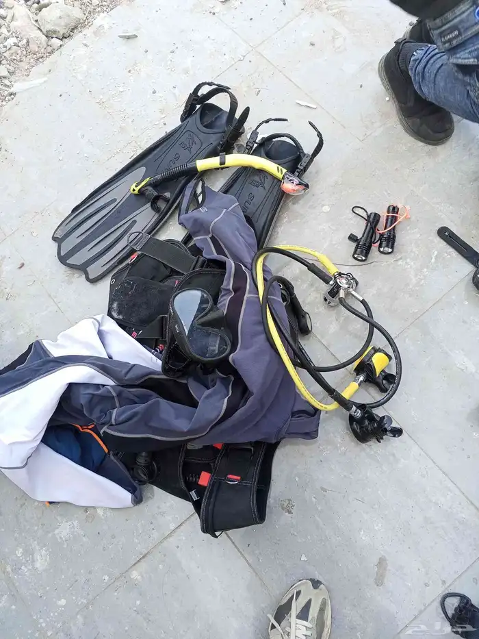 اثنين معدات غواص متكامله 2