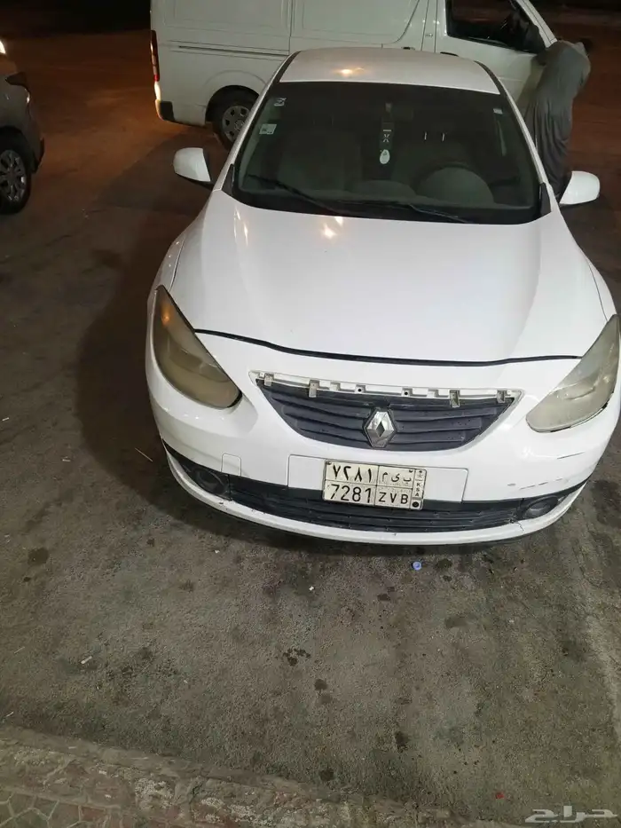 سياره رينو فلوانس 1