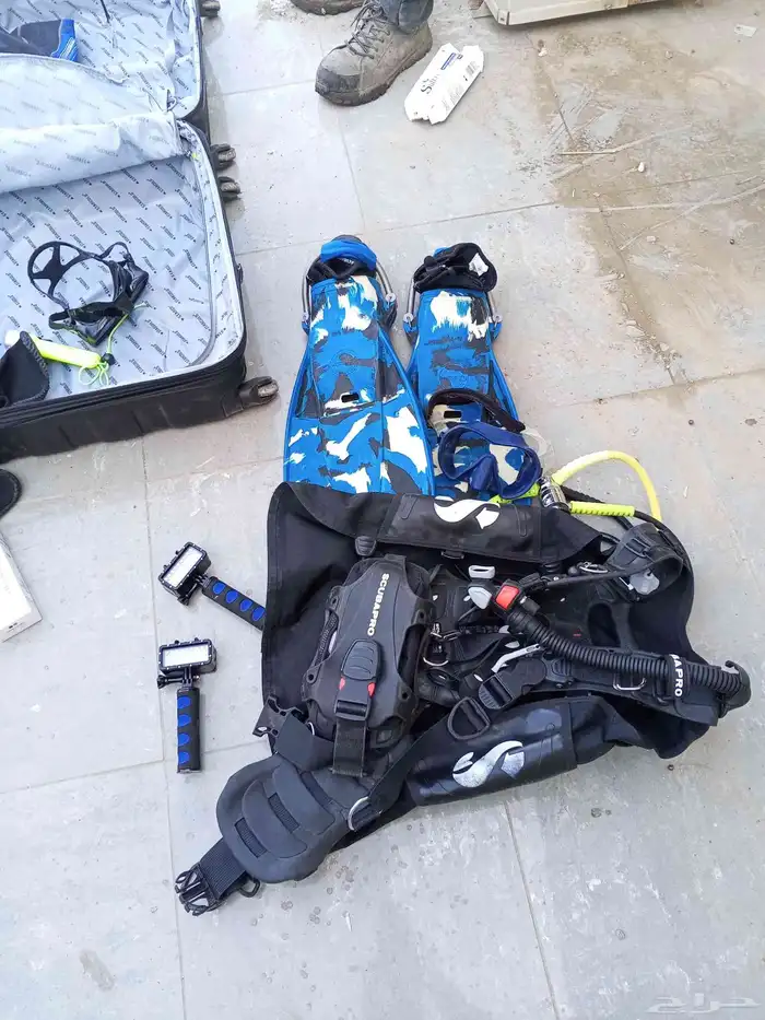 اثنين معدات غواص متكامله 3