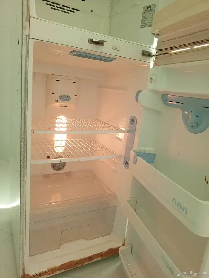 ثلاجه ال جي متوسطة الحجم 2