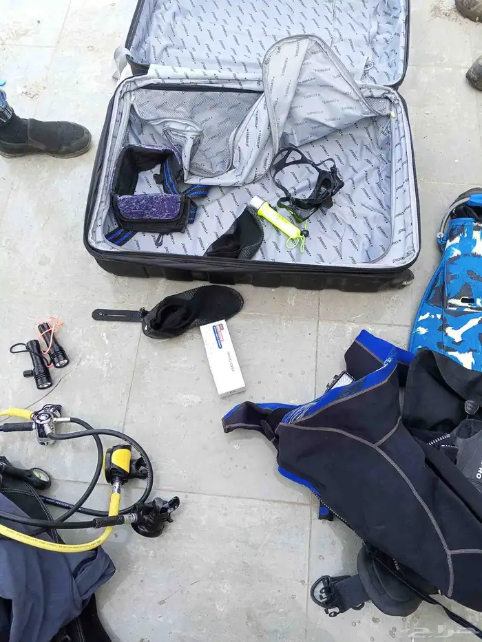 اثنين معدات غواص متكامله 1