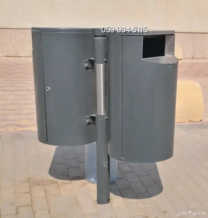 علب القمامة الصناعية المثبتة على عمود معدني 7