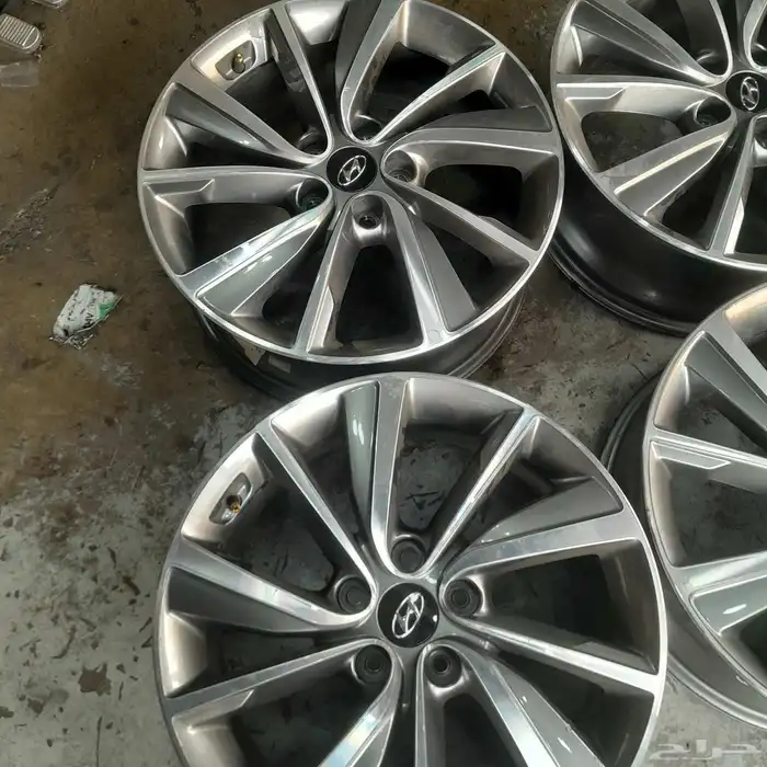 طقم جنوط توسان اصلي وكاله مقاس 18 7