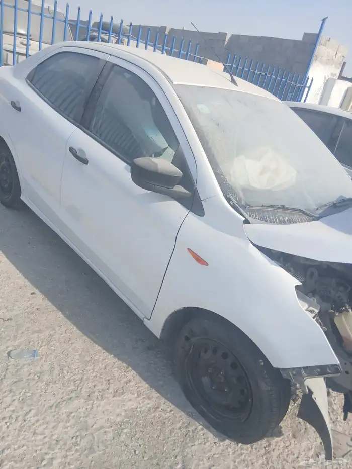 فورد فيقو 2017. 4 سلندر 1