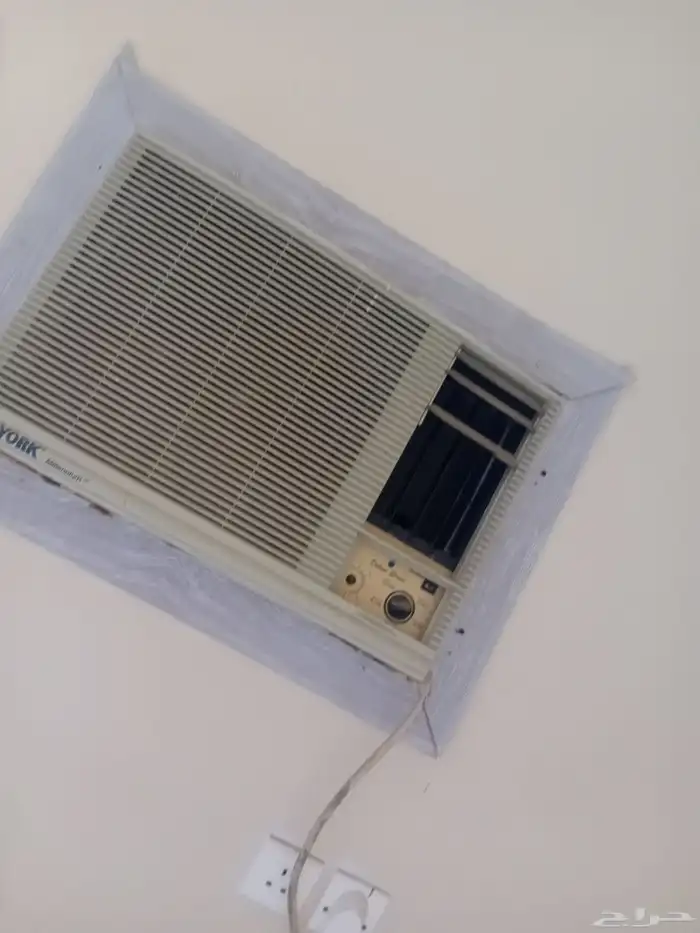 مكيف شباك للبيع 450 ريال في رابغ تواصل 1