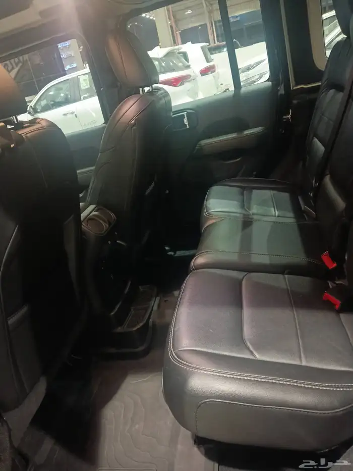 رانجلر صحارى موديل 2021 شبه الجديد وكاله 10