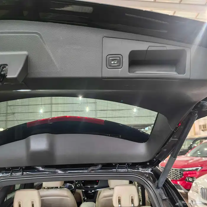 كاديلاك XT5 2017 9