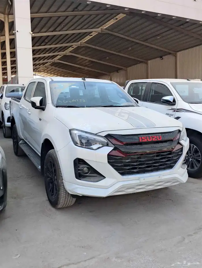 للبيع ايسوزو ديماكس GT موديل 2025 ديزل سعودي 2