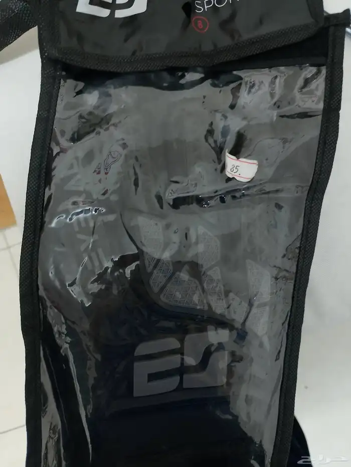 قفزات حرساه. goalkeeper gloves 0