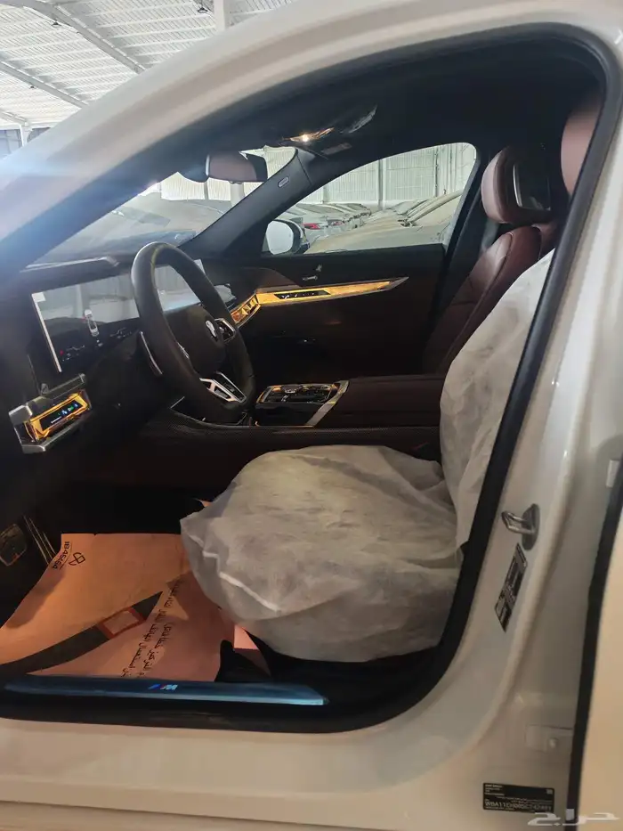 بي ام دبليو 735 موديل 2025 4