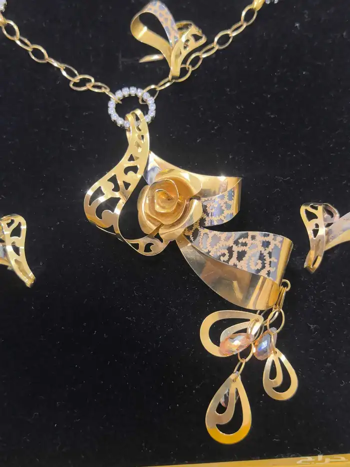 طقم ذهب لازوردي عيار 21 8