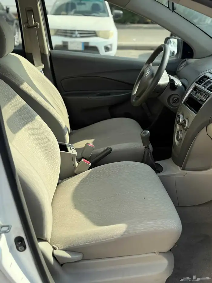 تويوتا يارس قير عادي Toyota Yaris manual transmission 200 15