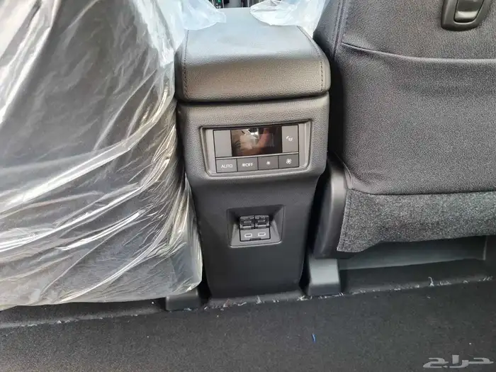 تويوتا انوفا 2025GL هيبرد 3