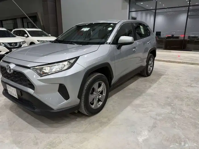 تويوتا راف فور 2022 1