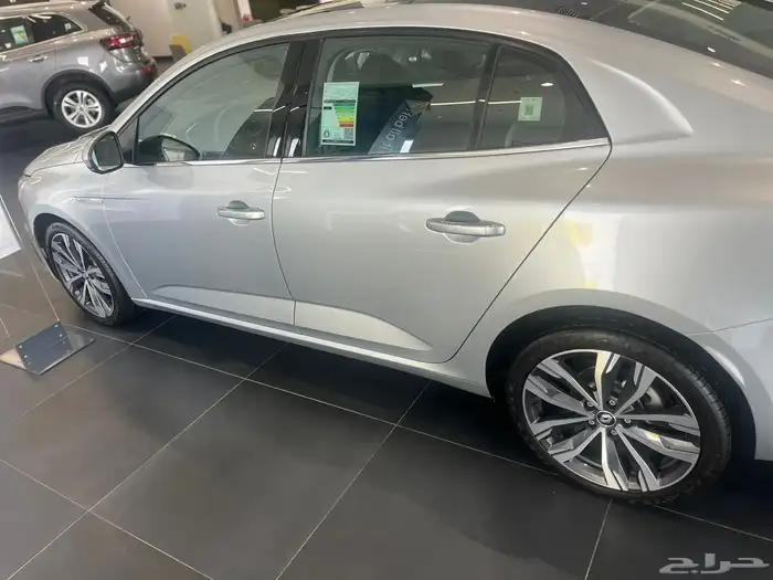 رينو ميجان نصف فل موديل 2024 2