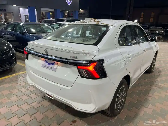 سوزوكي ديزاير 2025 فل كامل ( كاش - تقسيط ) 4