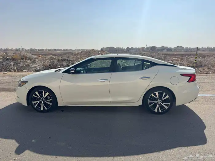 نيسان مكسيما 2017 2