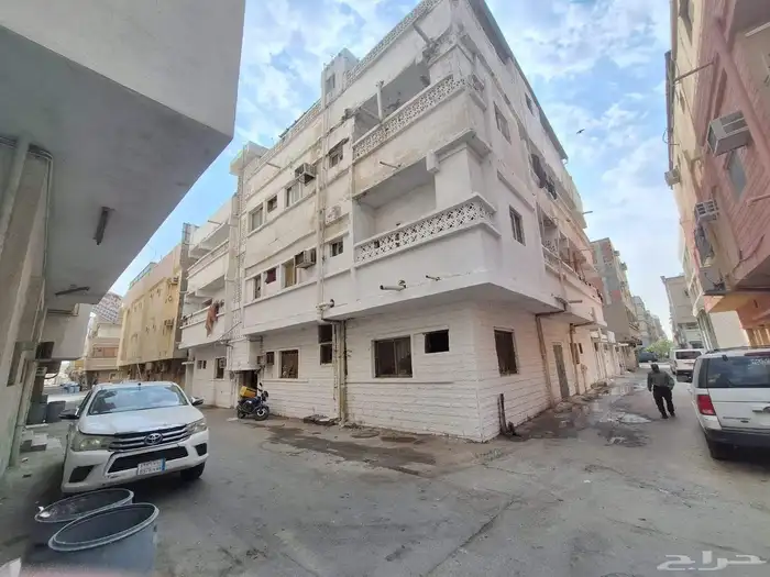 للبيع عمارة الدمام حي القزاز 10 شقق ب 650 الف 0