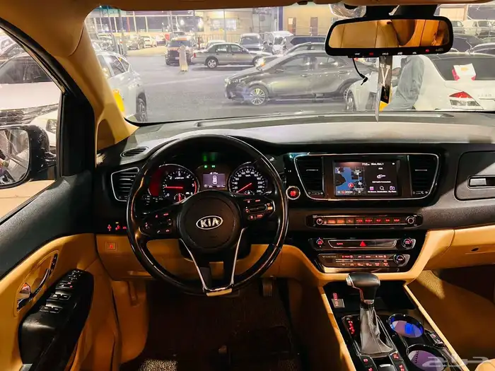 كيا كرنفال 2020 4