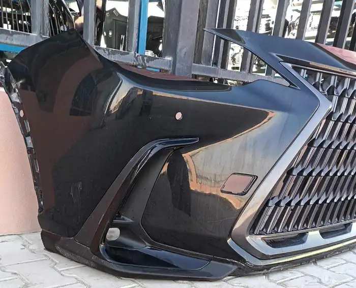 صدام لكزس nx مديل 2025 2