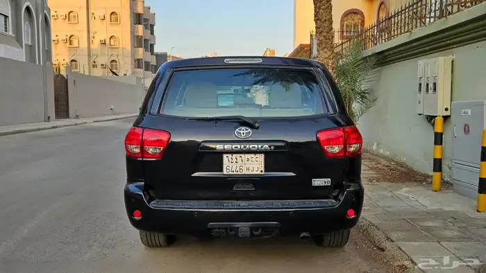 تويوتا سيكويا 2013 للبيع 6