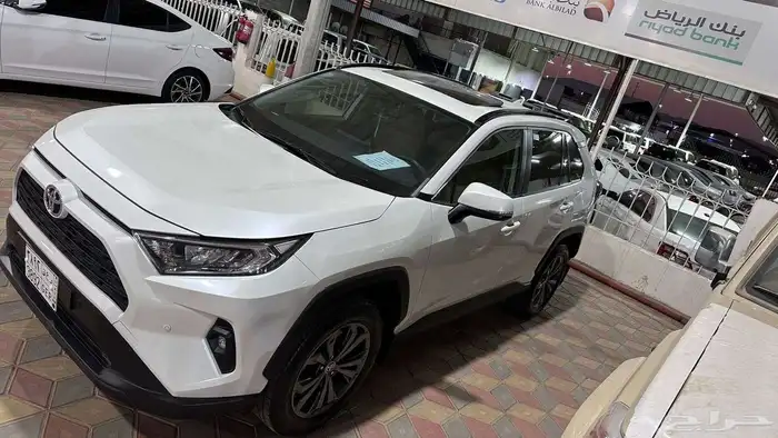 راف 2024 بنزين فل كامل سعودي مكينه 2.0 بحالة الوكالة 0