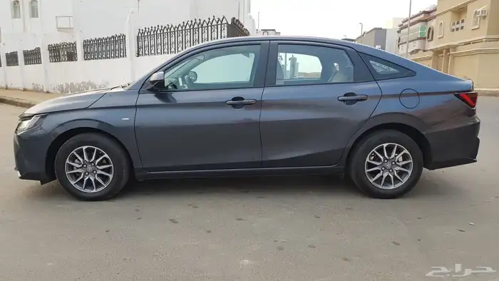 تويوتا يارس 2023 7