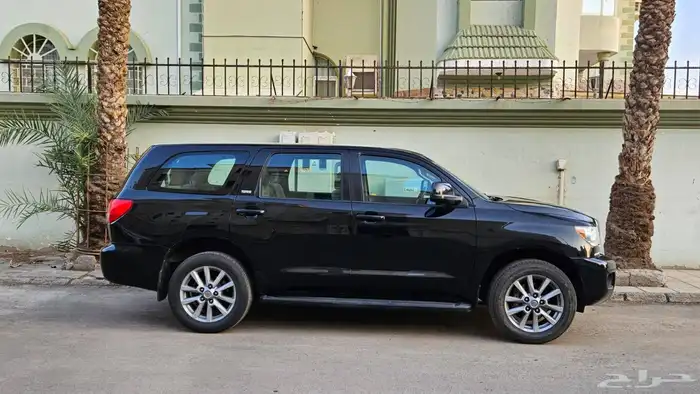 تويوتا سيكويا 2013 للبيع 4