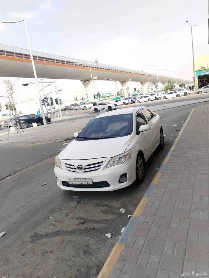 كورولا 2013 جير عادي نضيف 5