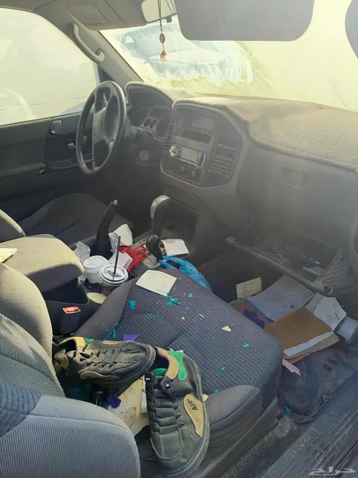 قطع غيار باجيرو تشليح 1