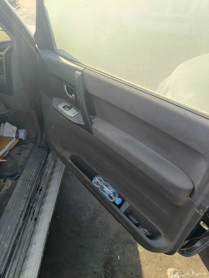 قطع غيار باجيرو تشليح 2