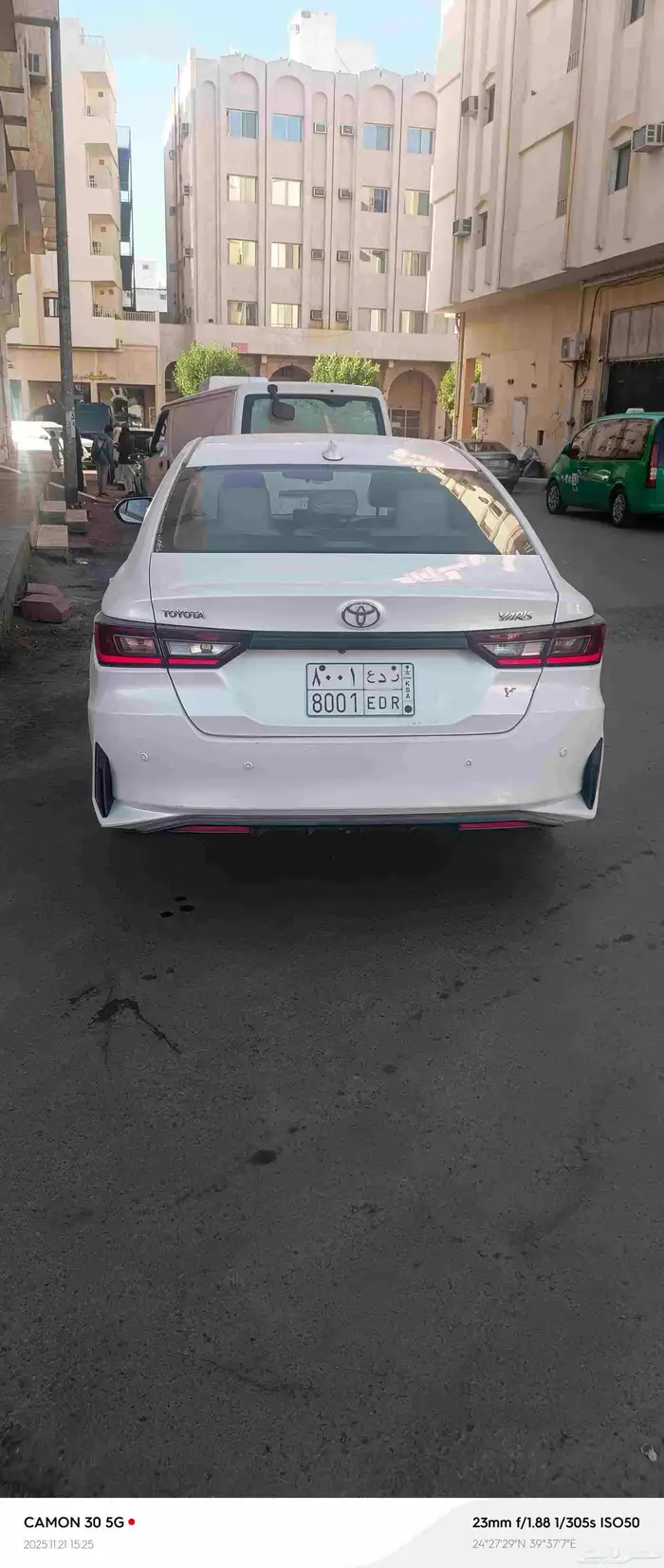 Toyota yaris 2023 47000 KM81000 fahs istemara new no acci 3