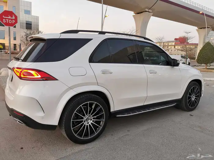 مرسيدس GLE 350 موديل 2021 7