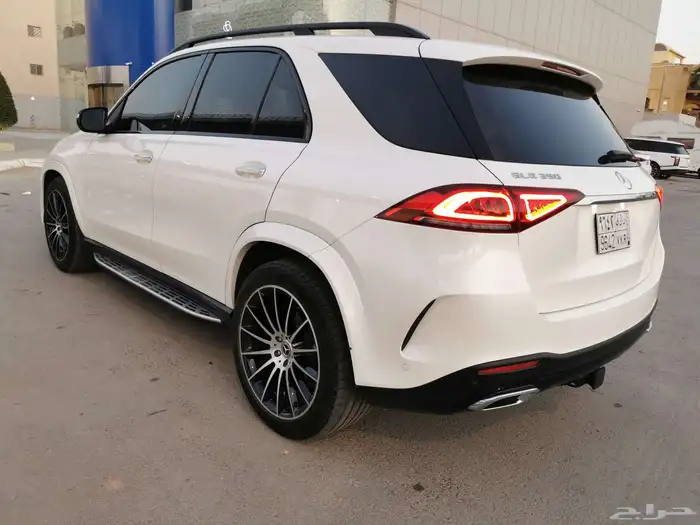 مرسيدس GLE 350 موديل 2021 3