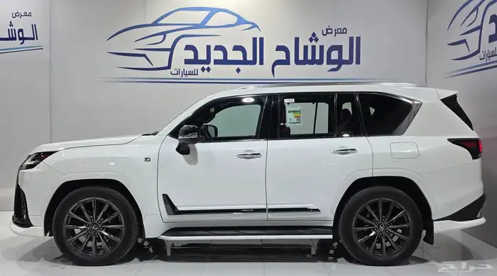 لكزس LX600 Fsport فل 2024 5