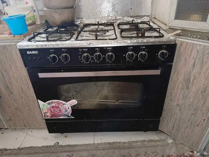 للبيع مكيفات ومطبخ ثمان قطع وفرن حاله جيده 11