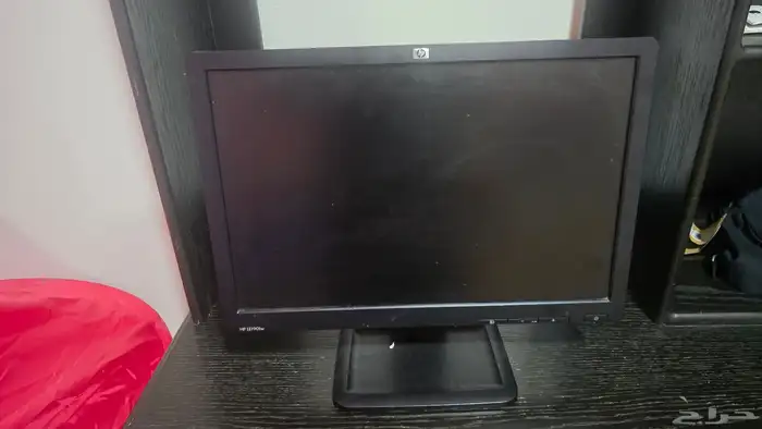 شاشات كمبيوتر مع البوكس 2