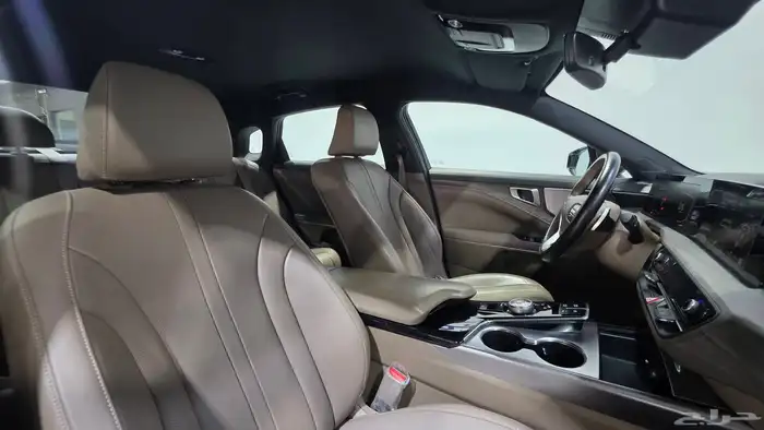 كيا K8 نضيف 2022 14