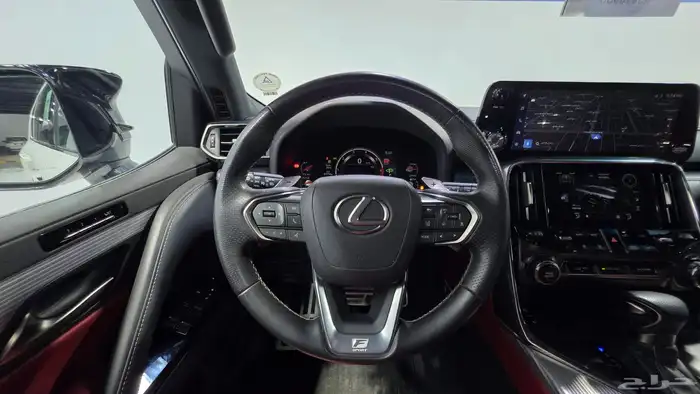 لكزس LX600 Fsport فل 2024 6