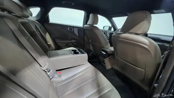 كيا K8 نضيف 2022 16