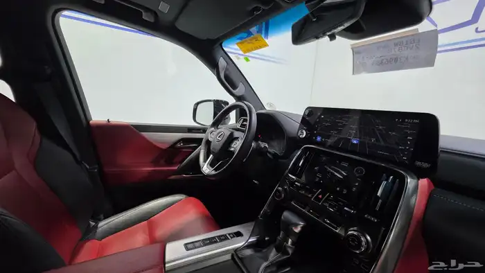 لكزس LX600 Fsport فل 2024 15