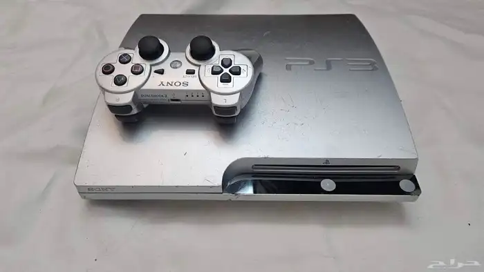 PlayStation 3 Slim اللون الفضي (Silver) موديل CECH-3004B 0