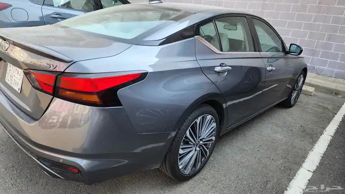 نيسان التيما 2025 SV نص فل 3